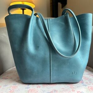 Portland Leather Aqua Large Devan